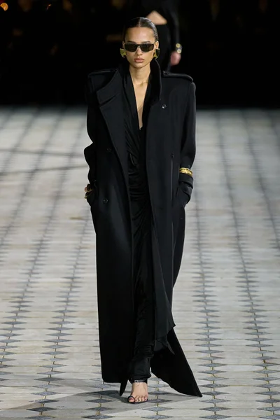 Look 43